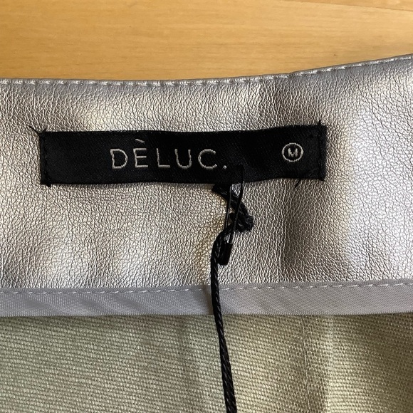 DELUC Silver Metallic Faux Leather Skirt Size M - Picture 10 of 16